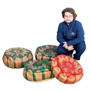 Location pouf en cuir oriental